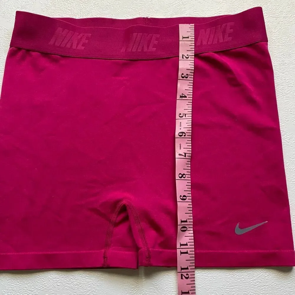 Nike Golf Dri-Fit Compression Shorts Women’s Small Fuchsia Pink Activewear